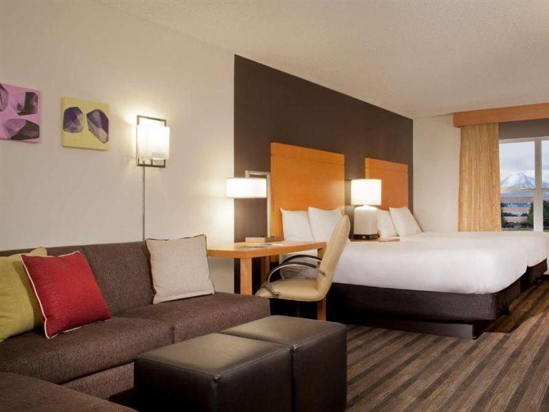 Hyatt House - University Village 콜로라도스프링스 외부 사진